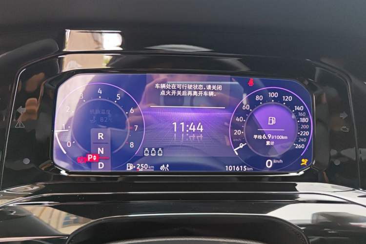 Used Volkswagen Golf 2023 280TSI DSG R-Line Lite Instrument Cluster