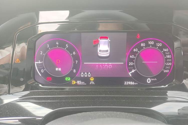 Used Volkswagen Golf 2023 Facelift 280TSI DSG R-Line Lite Instrument Cluster