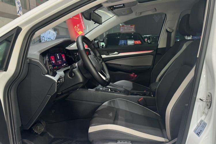 Used Volkswagen Golf 2023 Facelift 280TSI DSG Pro Interior 1