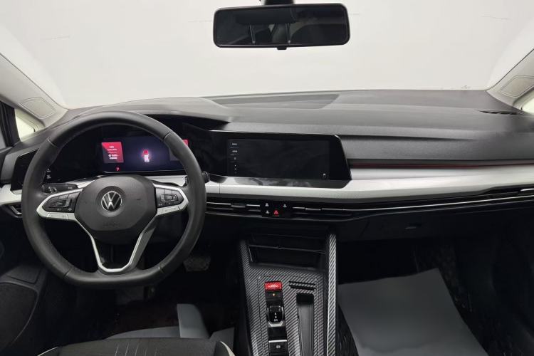 Used Volkswagen Golf 2023 Facelift 280TSI DSG Pro Interior 1