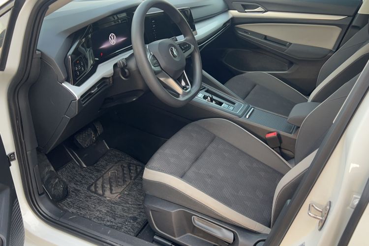 Used Volkswagen Golf 2023 200TSI DSG Interior 1