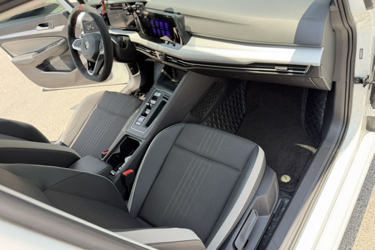Used Volkswagen Golf 2023 280TSI DSG Pro Interior 10
