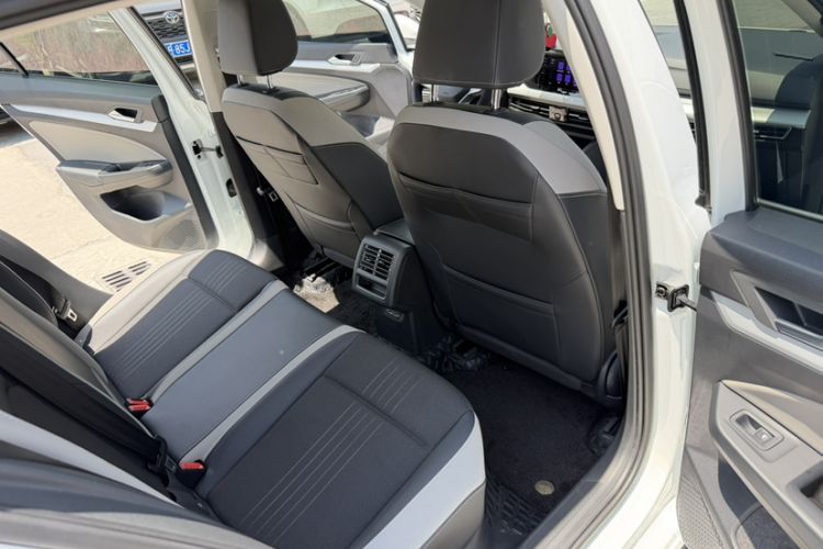 Used Volkswagen Golf 2023 280TSI DSG Pro Interior 12