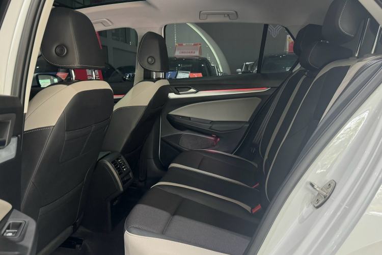 Used Volkswagen Golf 2023 Facelift 280TSI DSG Pro Interior 2