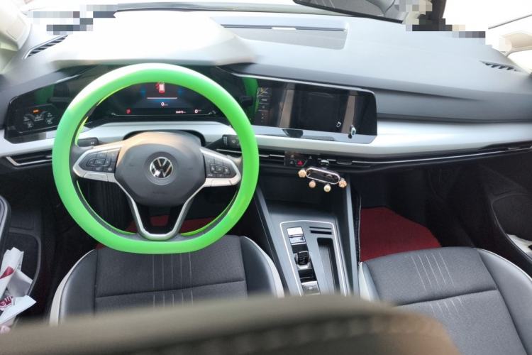 Used Volkswagen Golf 2023 Facelift 280TSI DSG Pro Interior 2