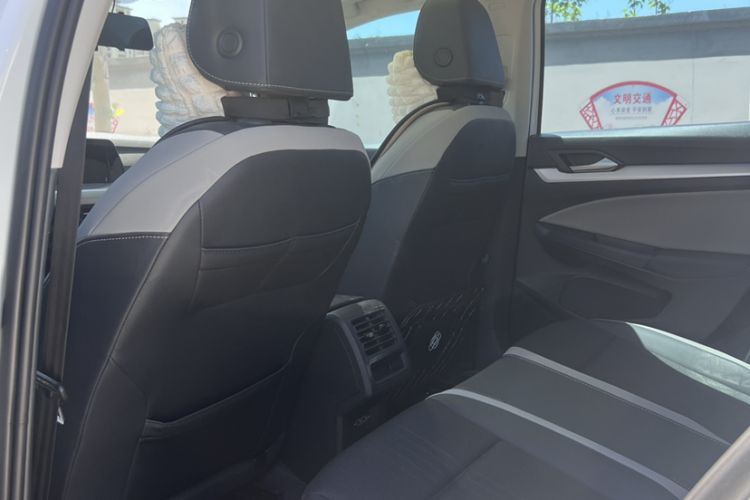 Used Volkswagen Golf 2023 280TSI DSG Pro Interior 2