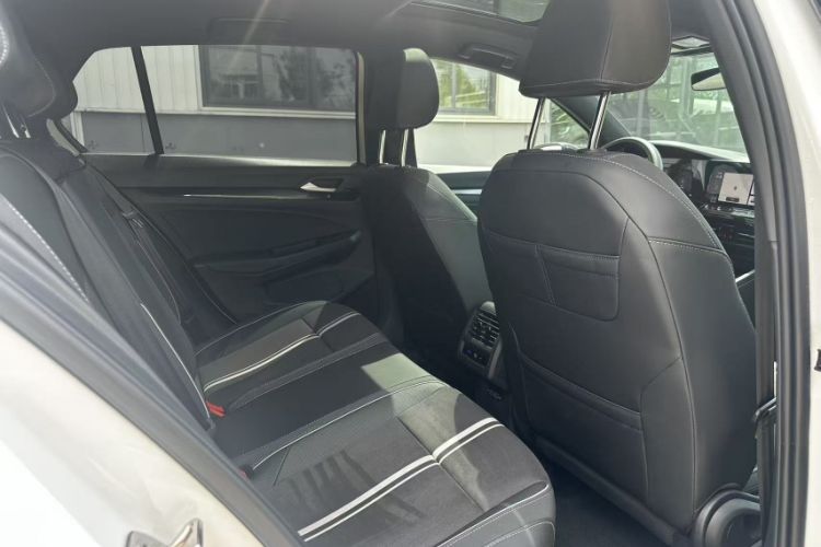 Used Volkswagen Golf 2023 Facelift 280TSI DSG Pro Interior 2