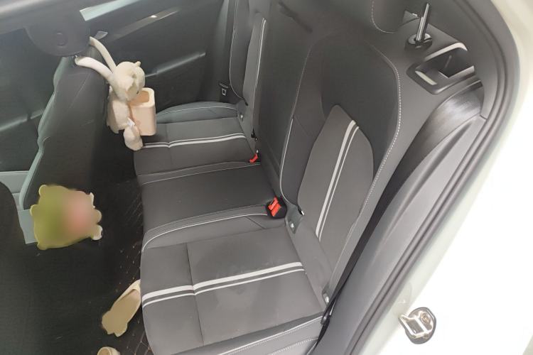 Used Volkswagen Golf 2023 280TSI DSG R-Line Lite Interior 4