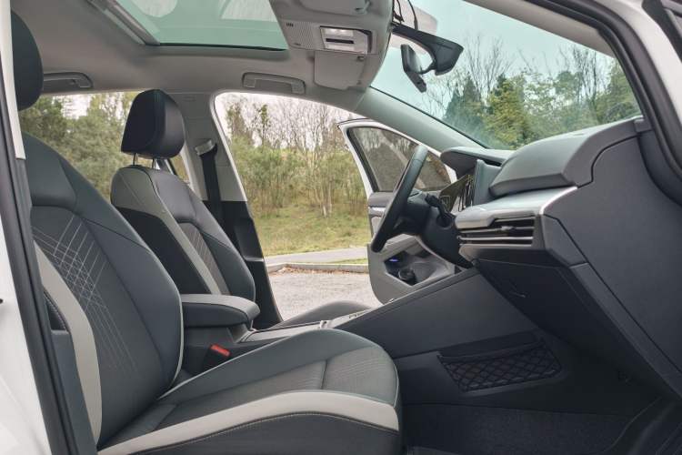 Used Volkswagen Golf 2023 Facelift 280TSI DSG Pro Interior 6