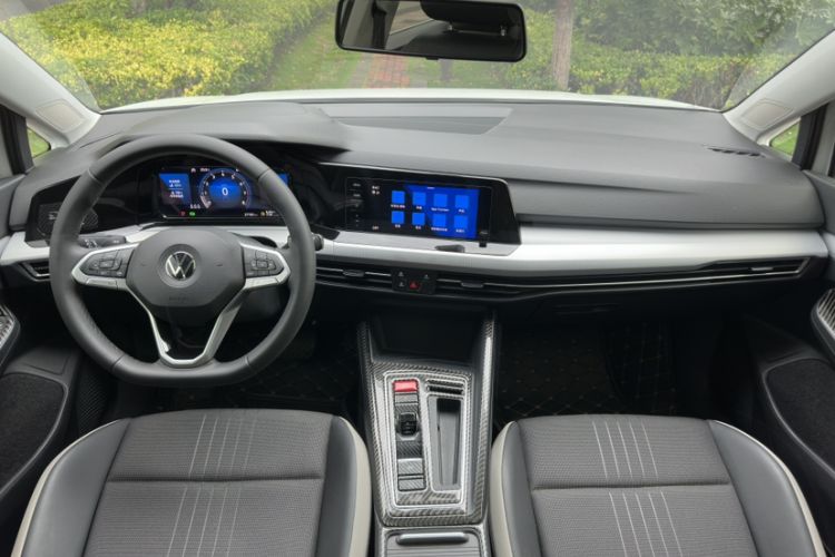 Used Volkswagen Golf 2023 Facelift 280TSI DSG Pro Interior 6