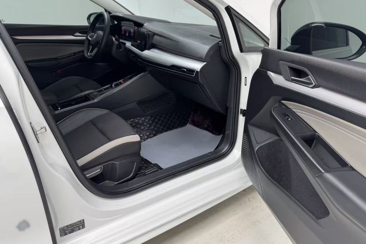 Used Volkswagen Golf 2023 Facelift 280TSI DSG Pro Interior 7