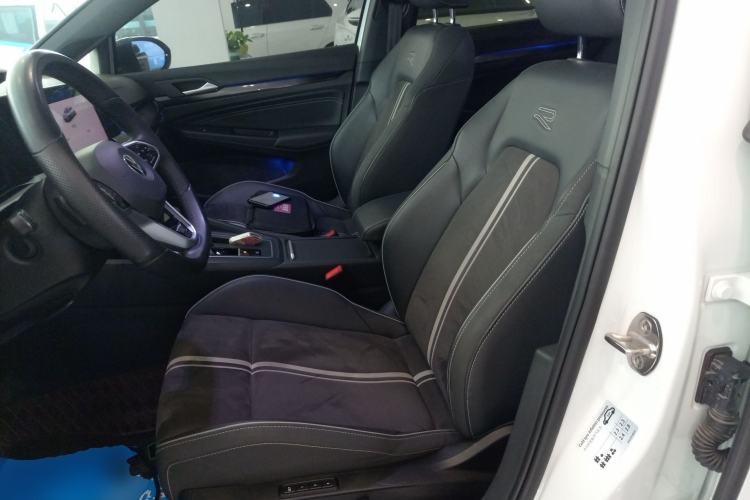 Used Volkswagen Golf 2023 Facelift 280TSI DSG R-Line Lite Left Front Seat