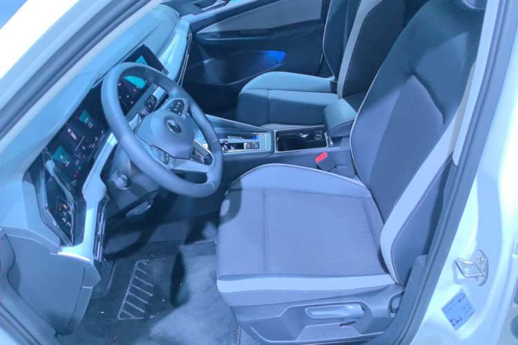 Used Volkswagen Golf 2023 Facelift 280TSI DSG Pro Left Front Seat