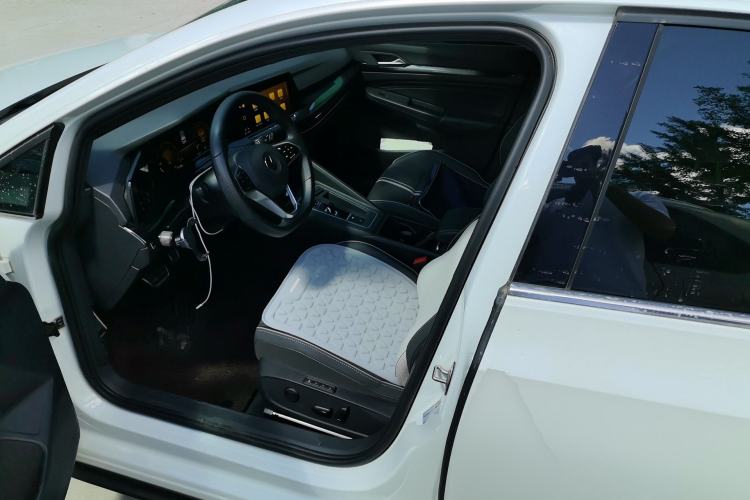 Used Volkswagen Golf 2023 280TSI DSG R-Line Lite Left Front Seat