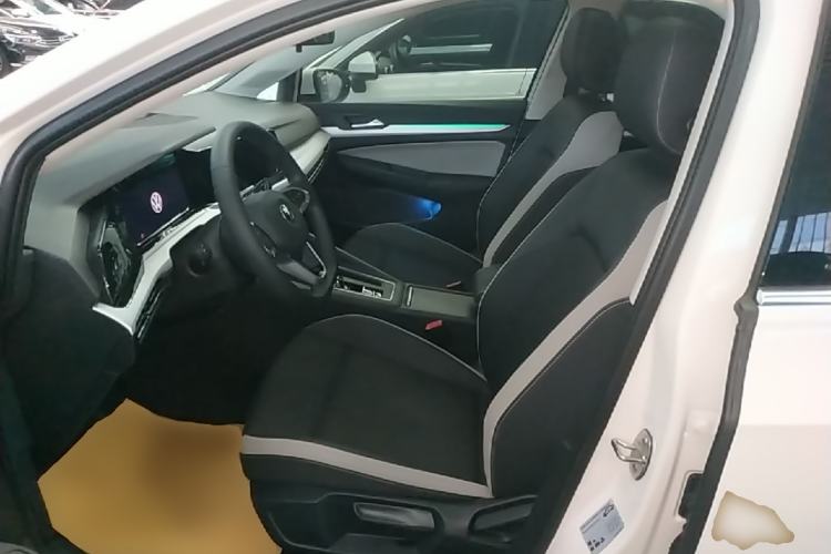 Used Volkswagen Golf 2023 Facelift 280TSI DSG Pro Left Front Seat