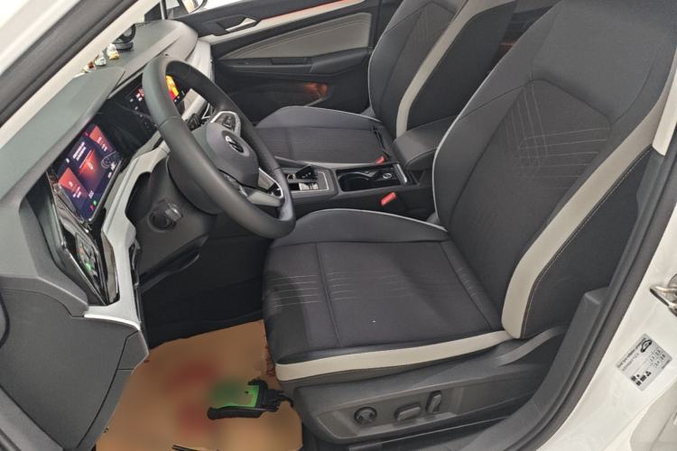Used Volkswagen Golf 2023 Facelift 280TSI DSG Pro Left Front Seat