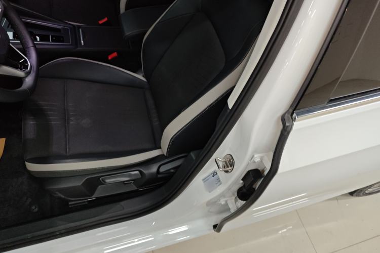 Used Volkswagen Golf 2023 280TSI DSG Pro Left Front Seat