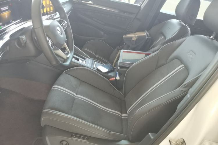 Used Volkswagen Golf 2023 280TSI DSG R-Line Lite Left Front Seat