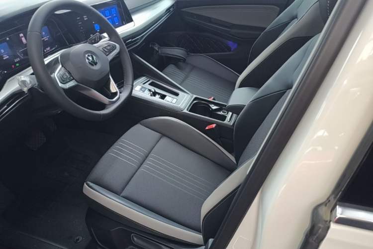 Used Volkswagen Golf 2023 Facelift 280TSI DSG Pro Left Front Seat