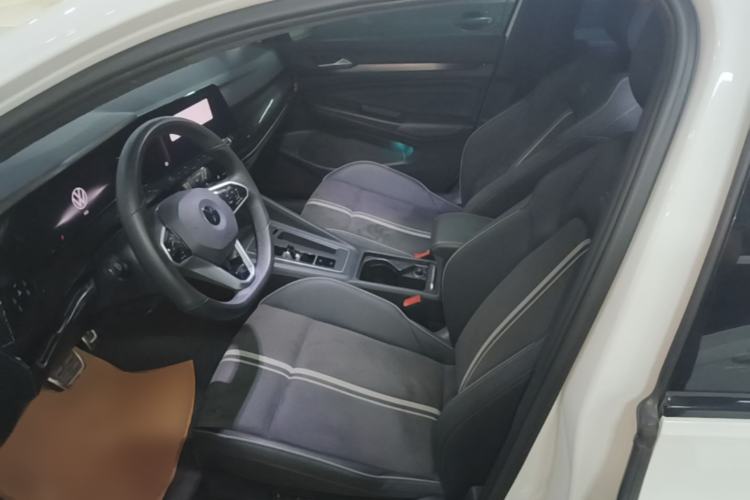 Used Volkswagen Golf 2023 Facelift 280TSI DSG R-Line Lite Left Front Seat