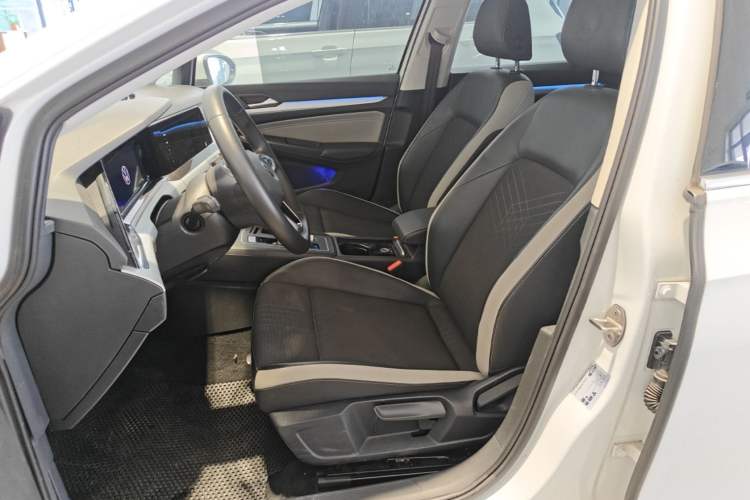 Used Volkswagen Golf 2023 Facelift 280TSI DSG Pro Left Front Seat