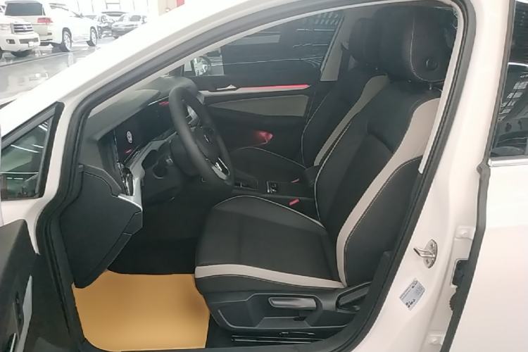 Used Volkswagen Golf 2023 Facelift 280TSI DSG Pro Left Front Seat