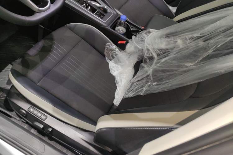 Used Volkswagen Golf 2023 Facelift 280TSI DSG Pro Left Front Seat