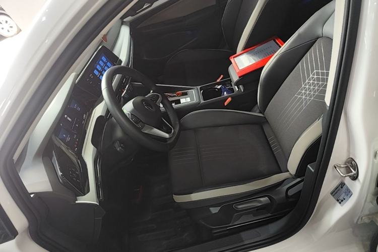 Used Volkswagen Golf 2023 Facelift 280TSI DSG Pro Left Front Seat
