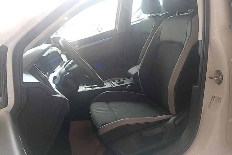 Used Volkswagen Golf 2023 Facelift 280TSI DSG Pro Left Front Seat
