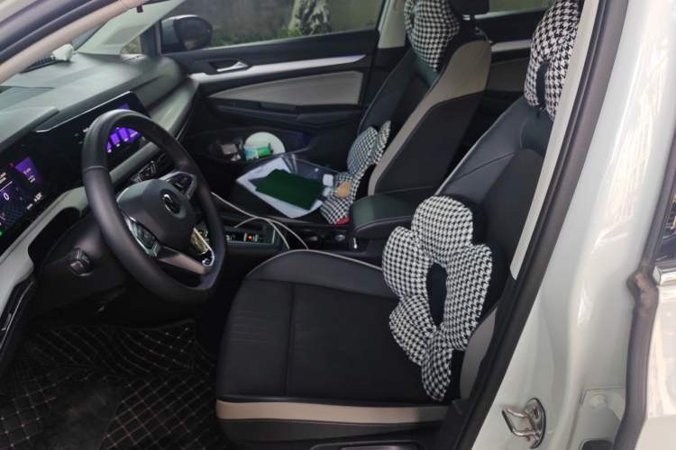 Used Volkswagen Golf 2023 Facelift 280TSI DSG Pro Left Front Seat
