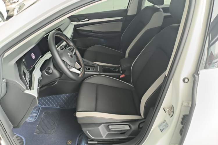 Used Volkswagen Golf 2023 Facelift 280TSI DSG Pro Left Front Seat