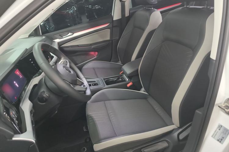 Used Volkswagen Golf 2023 Facelift 280TSI DSG Pro Left Front Seat