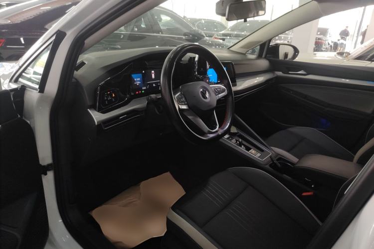 Used Volkswagen Golf 2023 Facelift 280TSI DSG Pro Left Front Seat