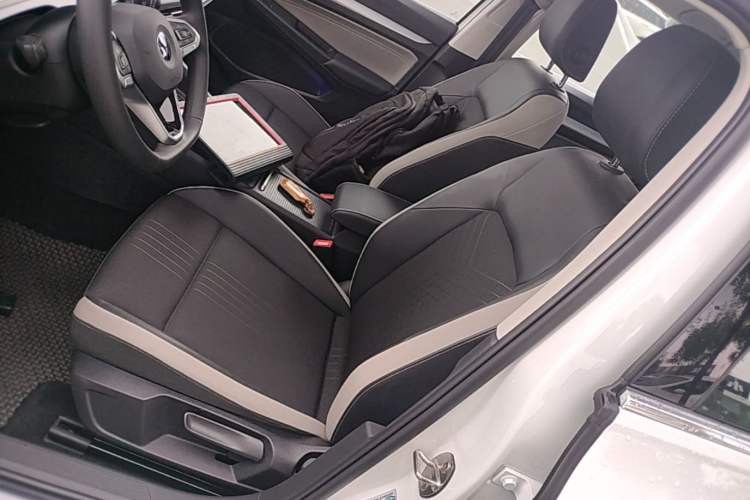 Used Volkswagen Golf 2023 Facelift 280TSI DSG Pro Left Front Seat