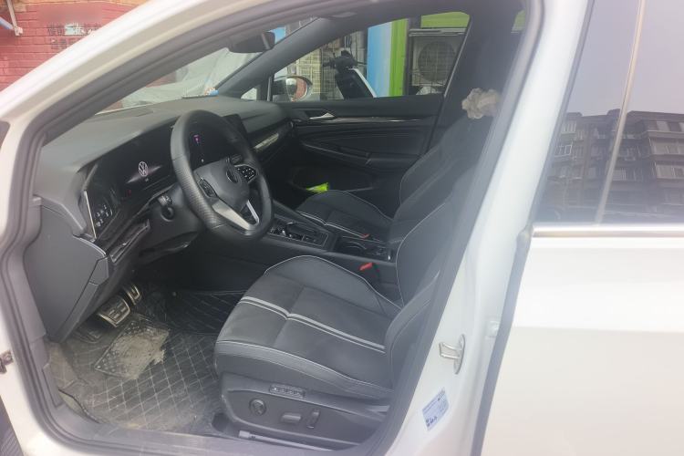 Used Volkswagen Golf 2023 Facelift 280TSI DSG R-Line Left Front Seat