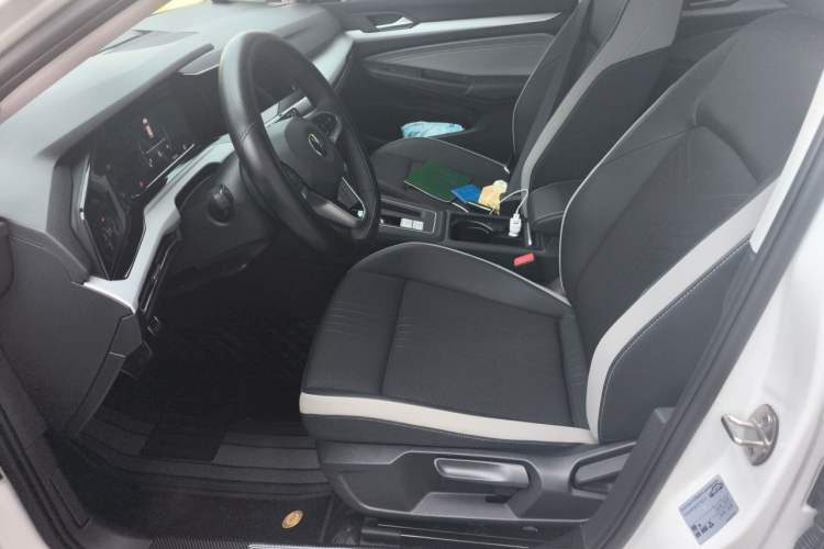Used Volkswagen Golf 2023 Facelift 280TSI DSG Pro Left Front Seat