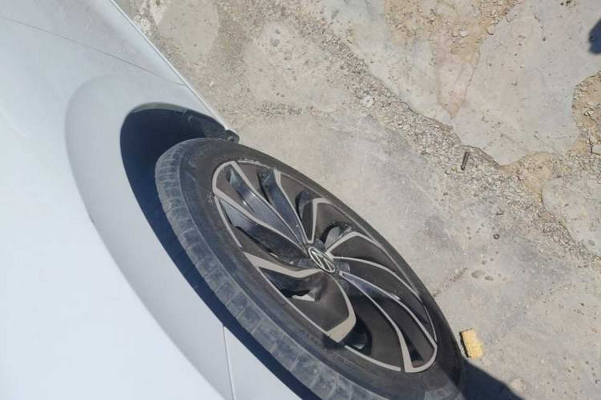 Used Volkswagen Golf 2023 Facelift 280TSI DSG Pro Left Front Wheel Hub