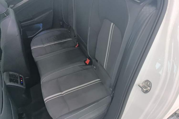Used Volkswagen Golf 2023 Facelift 280TSI DSG R-Line Lite Left Rear Seat