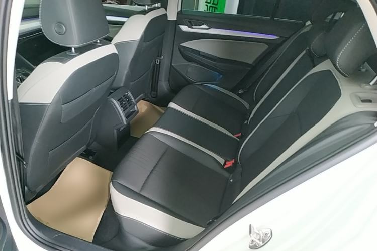 Used Volkswagen Golf 2023 Facelift 280TSI DSG Pro Left Rear Seat