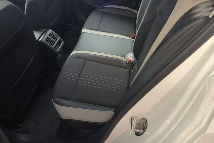 Used Volkswagen Golf 2023 Facelift 280TSI DSG Pro Left Rear Seat