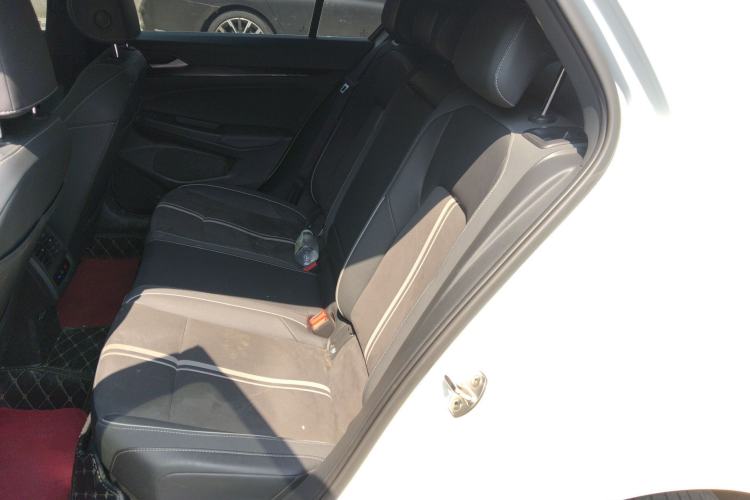 Used Volkswagen Golf 2023 Facelift 280TSI DSG R-Line Left Rear Seat