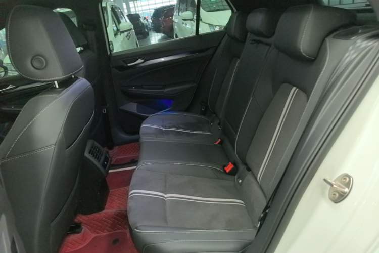 Used Volkswagen Golf 2023 Facelift 280TSI DSG R-Line Lite Left Rear Seat