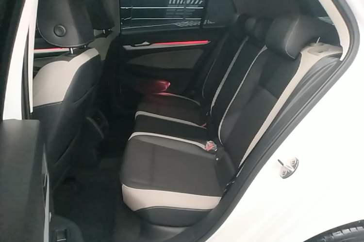 Used Volkswagen Golf 2023 Facelift 280TSI DSG Pro Left Rear Seat