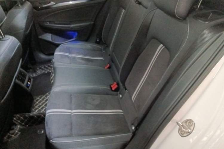 Used Volkswagen Golf 2023 280TSI DSG R-Line Lite Left Rear Seat