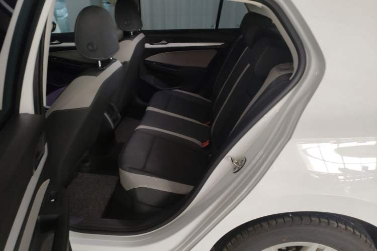Used Volkswagen Golf 2023 200TSI DSG Left Rear Seat