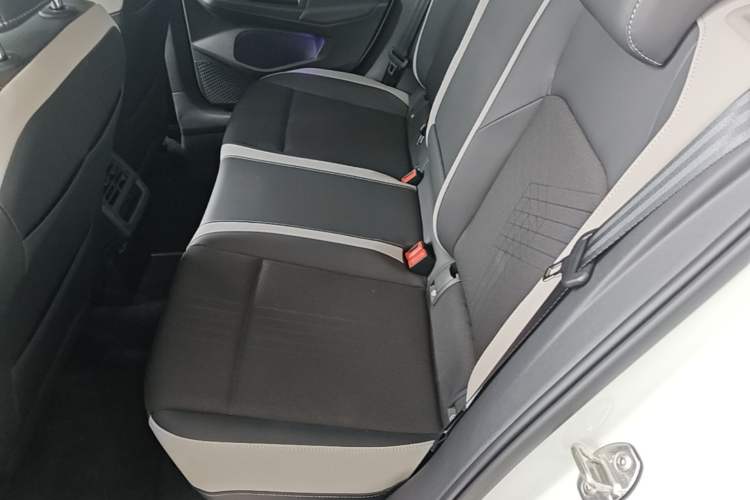 Used Volkswagen Golf 2023 Facelift 280TSI DSG Pro Left Rear Seat