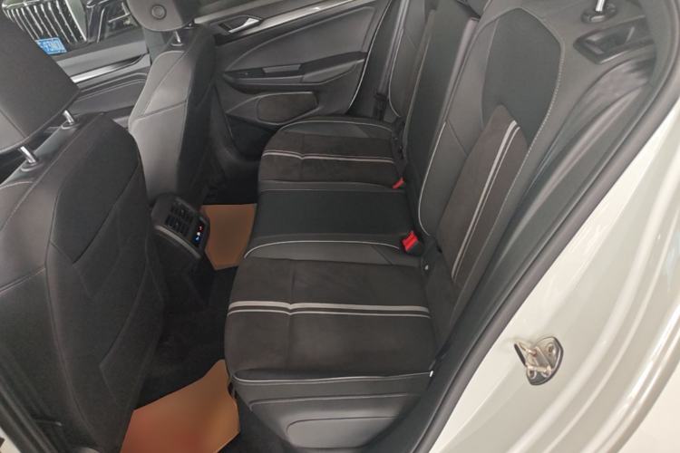 Used Volkswagen Golf 2023 Facelift 280TSI DSG R-Line Lite Left Rear Seat