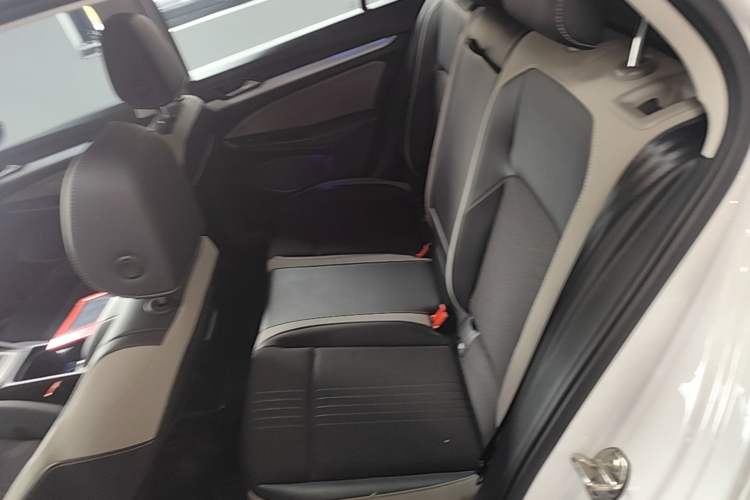 Used Volkswagen Golf 2023 Facelift 280TSI DSG Pro Left Rear Seat