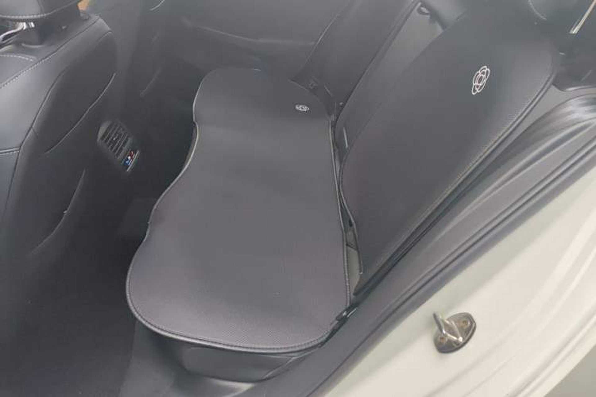 Used Volkswagen Golf 2023 Facelift 280TSI DSG R-Line Left Rear Seat