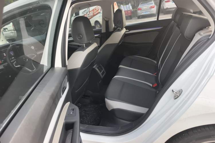 Used Volkswagen Golf 2023 Facelift 280TSI DSG Pro Left Rear Seat